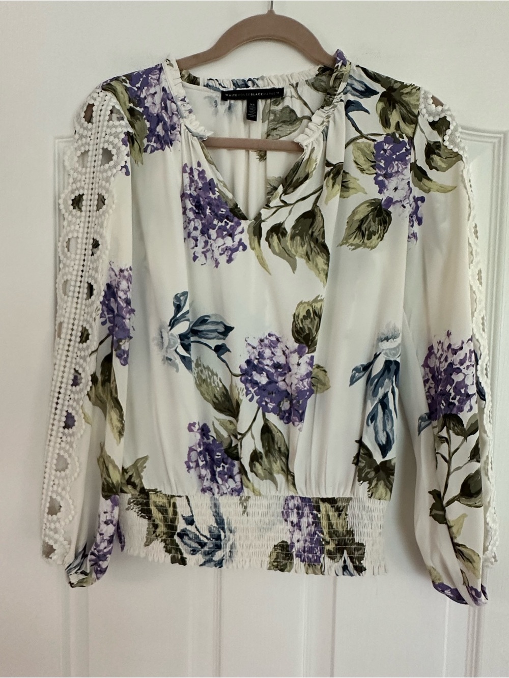 White House Black Market NWOT White Floral Lace-Trim Blouse